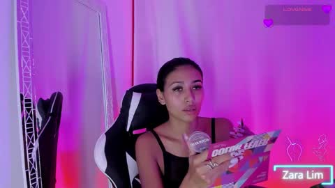 Snapshot of zaralim chatting on October 3, 2025, 6:16 pm Zara Lim  online show from October 3, 2025, 6:16 pm