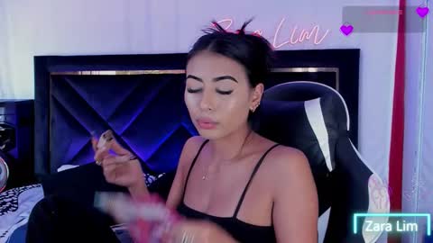 Snapshot of zaralim chatting on October 29, 2025, 6:53 pm Zara Lim  online show from October 29, 2025, 6:53 pm