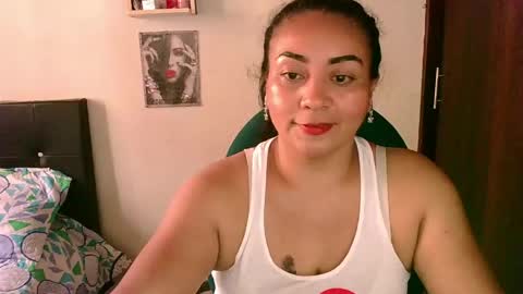 Snapshot of zaray_45bella chatting on May 5, 2026, 9:34 pm zaray online show from May 5, 2026, 9:34 pm