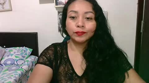 Snapshot of zaray_45bella chatting on June 7, 2026, 8:45 pm zaray online show from June 7, 2026, 8:45 pm