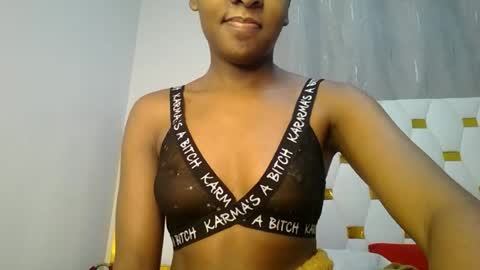 Snapshot of zariah011 chatting on June 14, 2026, 8:55 pm zariah online show from June 14, 2026, 8:55 pm