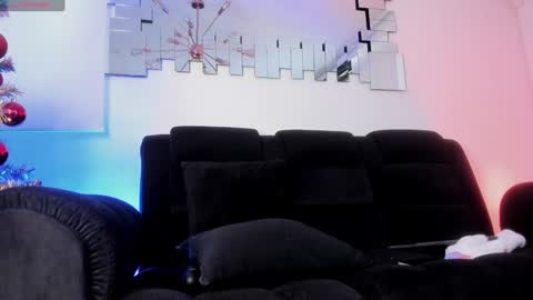  Zayda  online show from December 24, 2024, 9:22 pm