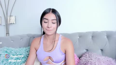  Zayda  online show from January 23, 2025, 7:18 pm