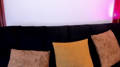  Zayda  online show from October 2, 2025, 7:54 pm