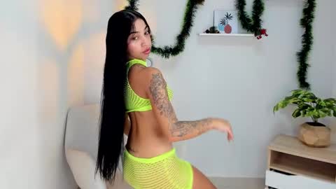 vanessa  online show from January 5, 2026, 8:01 pm