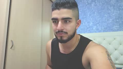 Snapshot of zayn_maximoff chatting on November 14, 2025, 11:24 pm ZAYN MAXIMOFF online show from November 14, 2025, 11:24 pm