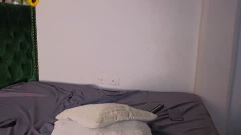Snapshot of zaynmoretti chatting on June 26, 2026, 5:23 am zaynmoretti online show from June 26, 2026, 5:23 am