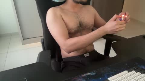 Ze online show from April 18, 2026, 11:58 am