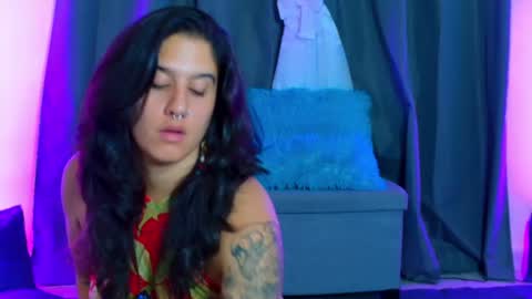 Snapshot of zean_lee chatting on June 17, 2026, 10:10 pm Karolyne online show from June 17, 2026, 10:10 pm
