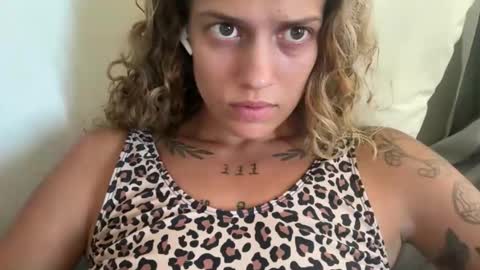 zellaxobella online show from March 14, 2026, 7:52 pm