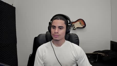 zenzhu online show from February 4, 2026, 3:18 pm