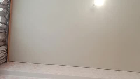 zeniabrossoit online show from February 16, 2026, 7:26 am