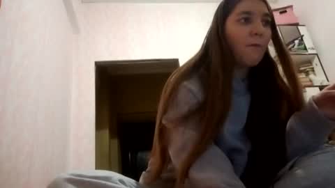 zeniabrossoit online show from April 17, 2026, 3:15 pm