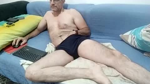 Snapshot of zenikk chatting on July 18, 2026, 7:06 pm zenikk online show from July 18, 2026, 7:06 pm