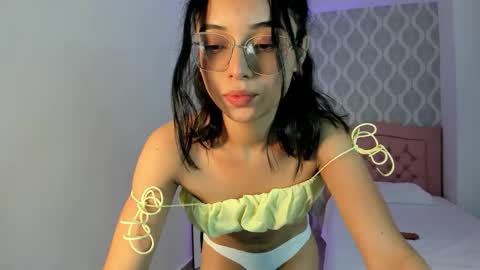 Snapshot of zenith_glow chatting on February 21, 2026, 1:39 am Zenith online show from February 21, 2026, 1:39 am