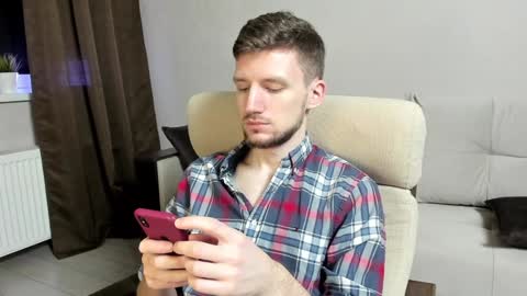 Andrew online show from February 6, 2025, 4:10 am