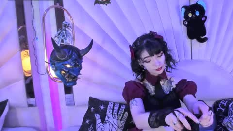    online show from December 14, 2024, 9:18 am