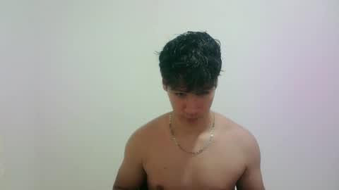 zeus_183 online show from November 2, 2025, 11:51 pm