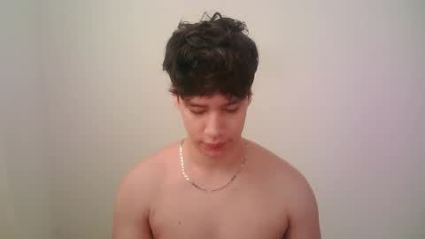 Snapshot of zeus_183 chatting on May 2, 2026, 12:21 pm zeus_183 online show from May 2, 2026, 12:21 pm