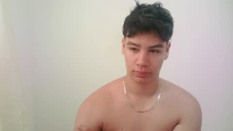 Snapshot of zeus_183 chatting on June 3, 2026, 12:52 pm zeus_183 online show from June 3, 2026, 12:52 pm