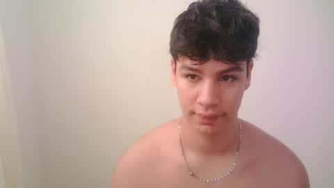 Snapshot of zeus_183 chatting on June 17, 2026, 7:37 pm zeus_183 online show from June 17, 2026, 7:37 pm