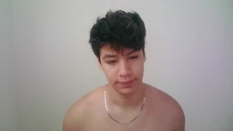 Snapshot of zeus_183 chatting on July 17, 2026, 12:34 pm zeus_183 online show from July 17, 2026, 12:34 pm