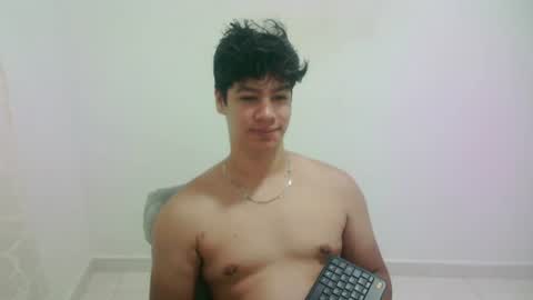 Snapshot of zeus_183 chatting on July 22, 2026, 10:29 am zeus_183 online show from July 22, 2026, 10:29 am