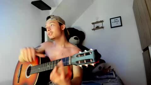 zeus online show from October 23, 2025, 7:56 pm