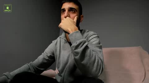 ZEYN online show from October 21, 2025, 5:08 am