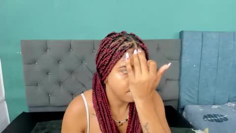 zeynep_20_ online show from January 7, 2026, 6:16 am