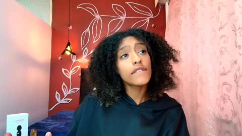 Zia Green online show from January 22, 2025, 3:07 pm