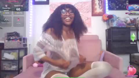ziafoxy online show from October 11, 2025, 2:55 am