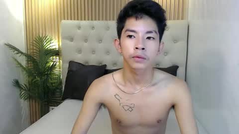 zian_smithx online show from January 11, 2026, 11:32 pm