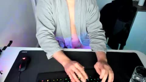 ziemlichflutschig online show from December 13, 2024, 6:00 am