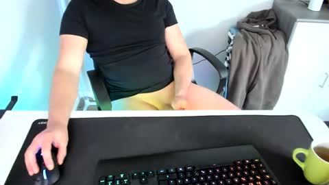 ziemlichflutschig online show from January 26, 2025, 2:08 pm