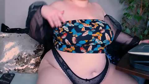 zinacorleone online show from December 2, 2024, 12:07 pm