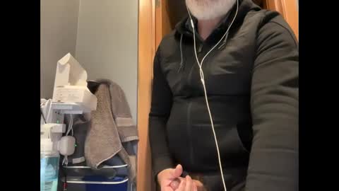 zinger283069 online show from October 31, 2025, 5:14 pm