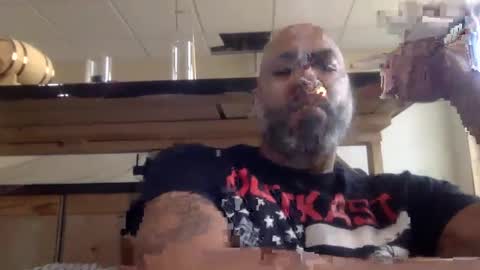 zionlion22 online show from February 1, 2025, 8:16 pm