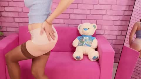 zlata_winsor online show from September 30, 2025, 11:59 am