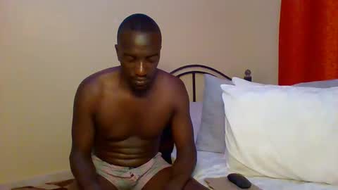 Zlatann2012 online show from February 17, 2025, 4:26 pm