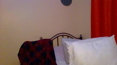 Zlatann2012 online show from February 24, 2025, 6:58 pm