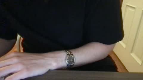 john online show from November 10, 2025, 1:48 am