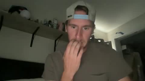 Gregm0419 online show from October 25, 2025, 4:24 pm