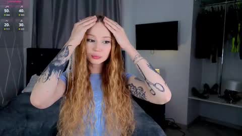 Snapshot of zoe__page chatting on January 16, 2026, 2:10 pm Im Zoe online show from January 16, 2026, 2:10 pm