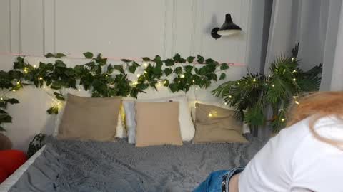 Snapshot of zoe__page chatting on January 17, 2026, 2:11 pm Im Zoe online show from January 17, 2026, 2:11 pm