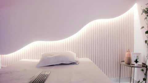 zoe_blunt_ online show from February 23, 2026, 12:13 pm