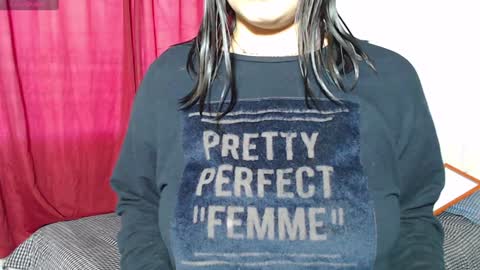 Snapshot of zoe_bronw chatting on December 10, 2024, 11:00 am Zoe Bronw online show from December 10, 2024, 11:00 am