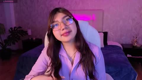 Snapshot of zoe_capelli chatting on October 18, 2025, 4:04 am zoe online show from October 18, 2025, 4:04 am