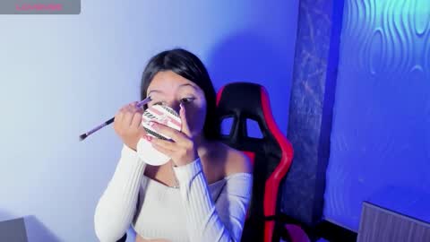 Z O E online show from October 23, 2025, 9:24 pm