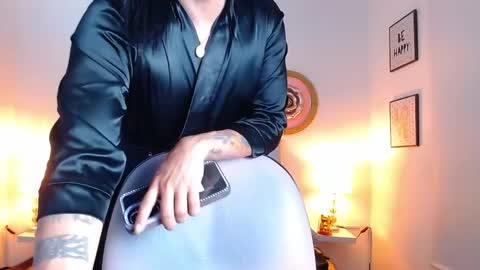 zoe_hecate online show from May 16, 2026, 1:02 am